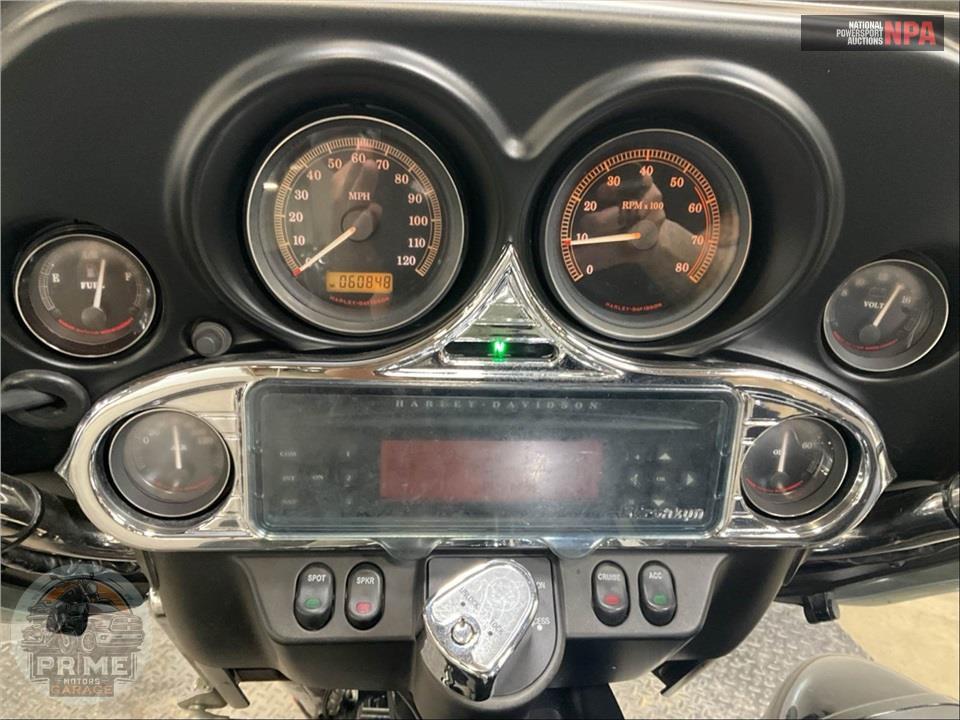 2009 Harley-Davidson FLHTCUTG TRIGLIDE ULTRA CLASSIC — фото 5