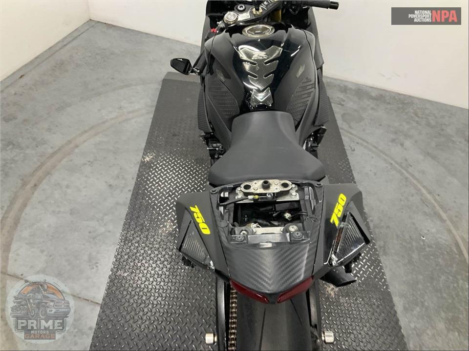 2016 Suzuki GSX-R750L6 — фото 15
