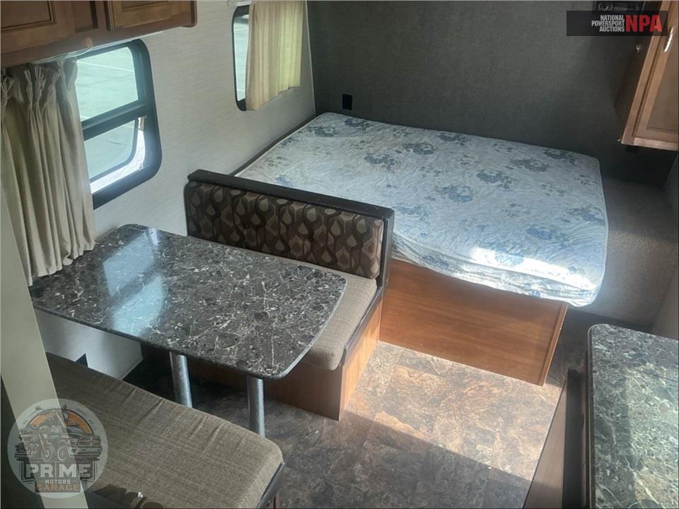 2016 Keystone Rv M-1800 BH SUMMERLAND MINI SERIES — фото 7