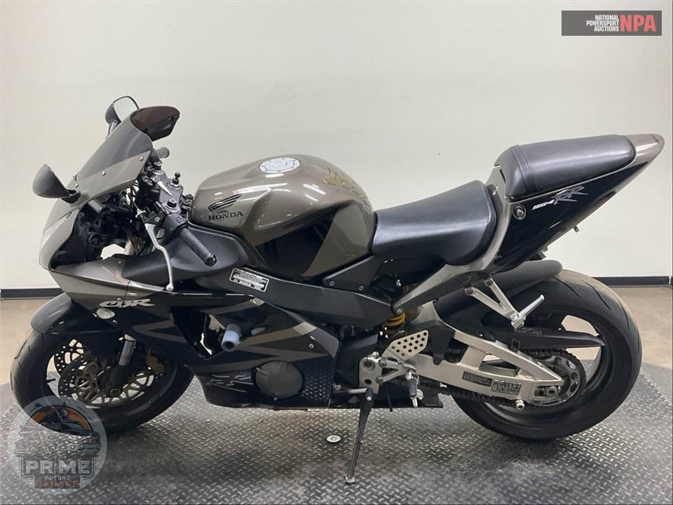 2003 Honda CBR954RR3 — фото 3