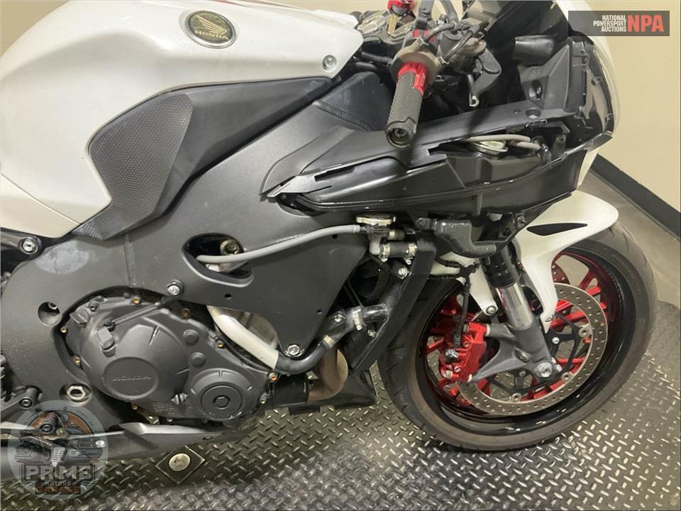 2014 Honda CBR1000RRE — фото 21