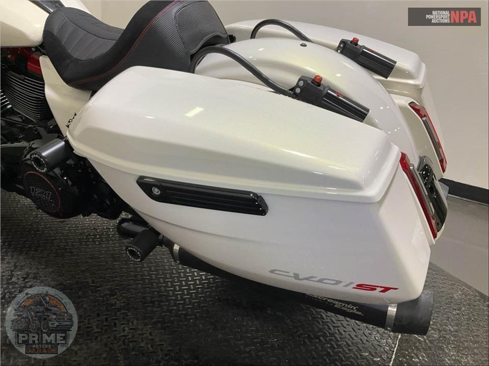 2024 Harley-Davidson FLTRXSTSE CVO ROAD GLIDE ST — фото 14