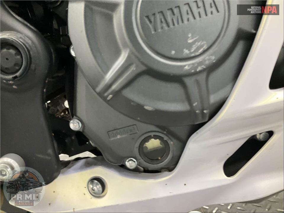 2025 Yamaha YZF-R3 — фото 9