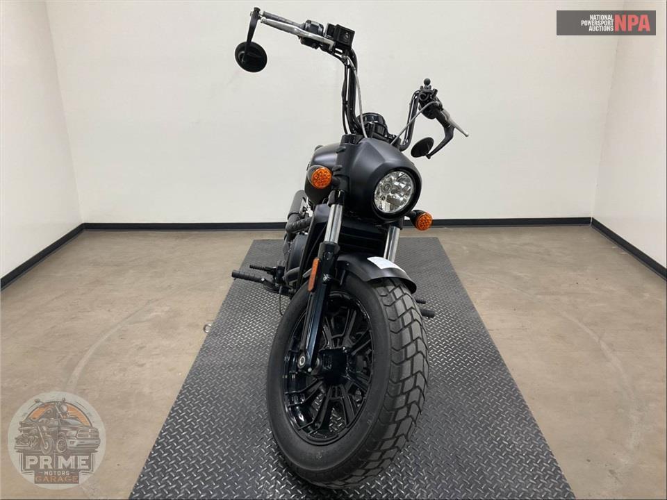 2021 Indian Motorcycle SCOUT BOBBER (ABS, BLACK SMOKE) — фото 2