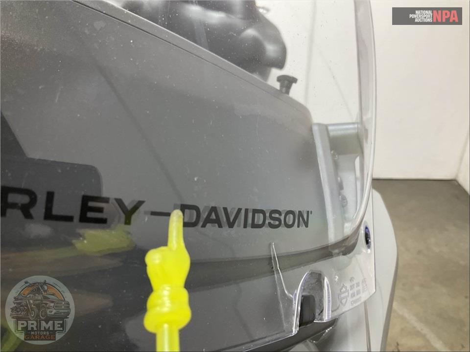 2025 Harley-Davidson FLHXU STEET GLIDE ULTRA — фото 16