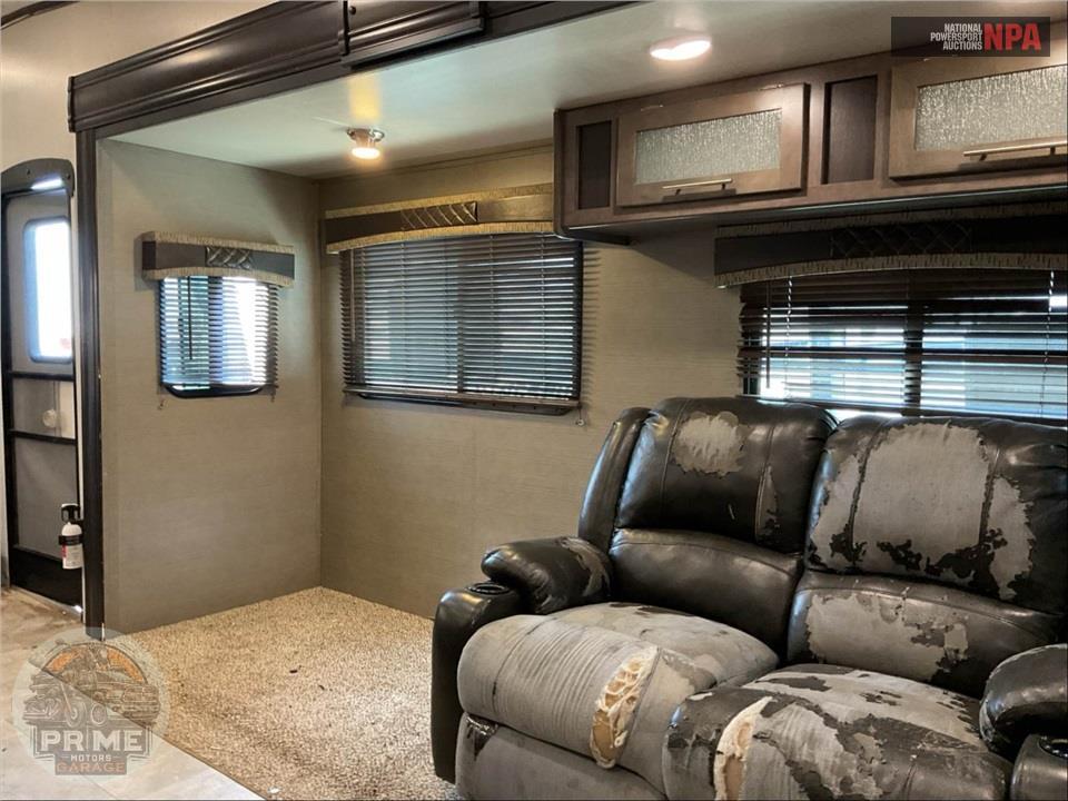 2019 Crossroads Rv M-29 SI - CRUISER AIRE FIFTH WHEEL SERIES — фото 8
