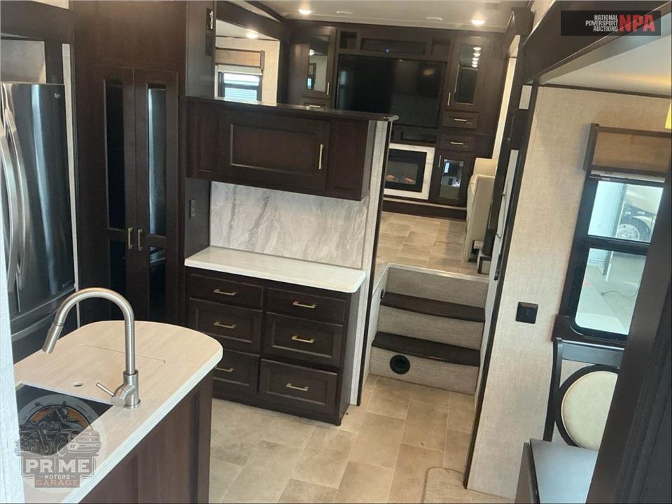 2021 Palomino By Forest River M-389FLC - COLUMBUS FIFTH WHEEL SERIES — фото 6