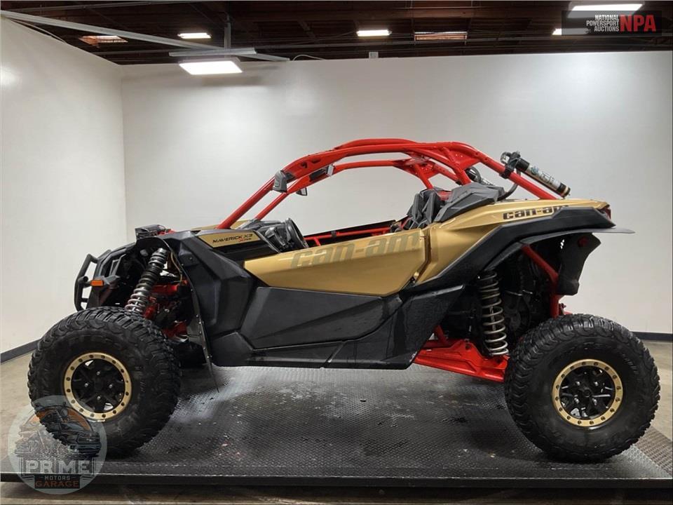 2018 Can-Am MAVERICK X3 X RS TURBO R — фото 3