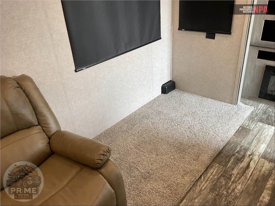2019 Keystone Rv M-324 CG OUTBACK TOYHAULER SERIES — фото 10