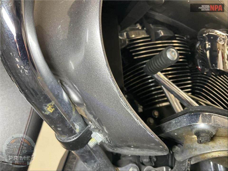 2017 Harley-Davidson FLHTCU ELECTRA GLIDE ULTRA CLASSIC — фото 17