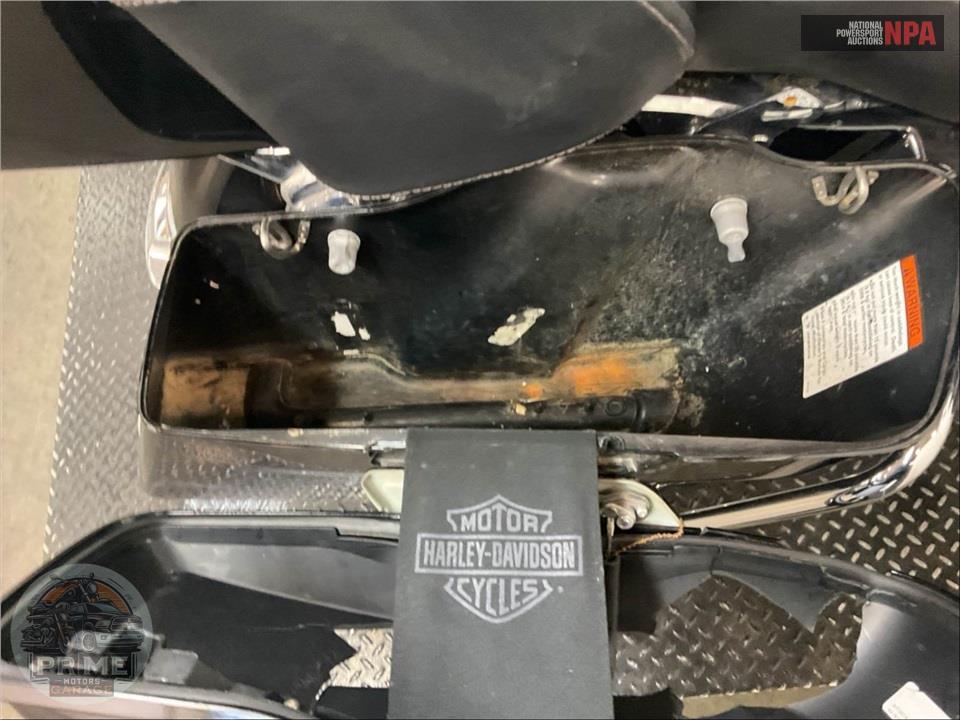 2019 Harley-Davidson FLTRU ROAD GLIDE ULTRA — фото 32
