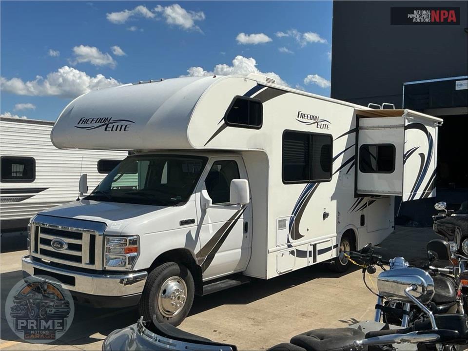 2019 Thor Motor Coach M-22FE E350-V10 - FREEDOM ELITE SERIES — фото 2