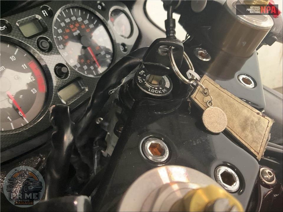 2004 Suzuki GSX1300RK4 HAYABUSA — фото 11