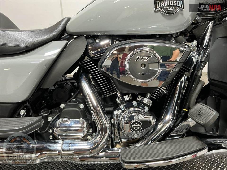 2025 Harley-Davidson FLHXU STEET GLIDE ULTRA — фото 6