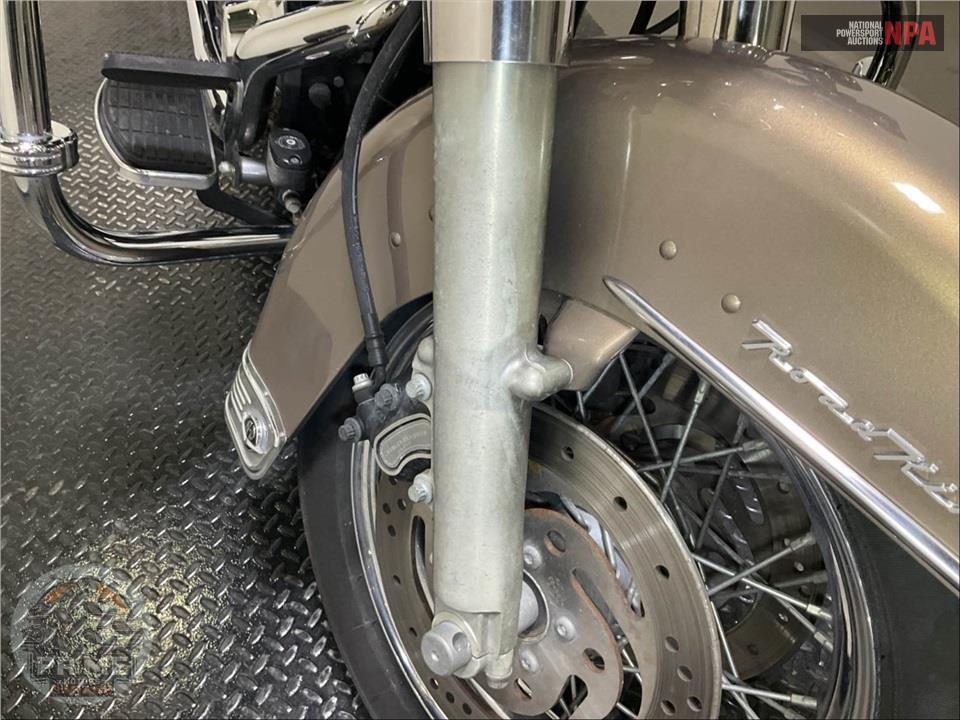 2004 Harley-Davidson FLHRCI ROAD KING CLASSIC — фото 33