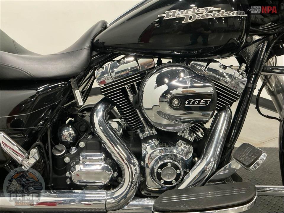 2014 Harley-Davidson FLHX STREET GLIDE — фото 6