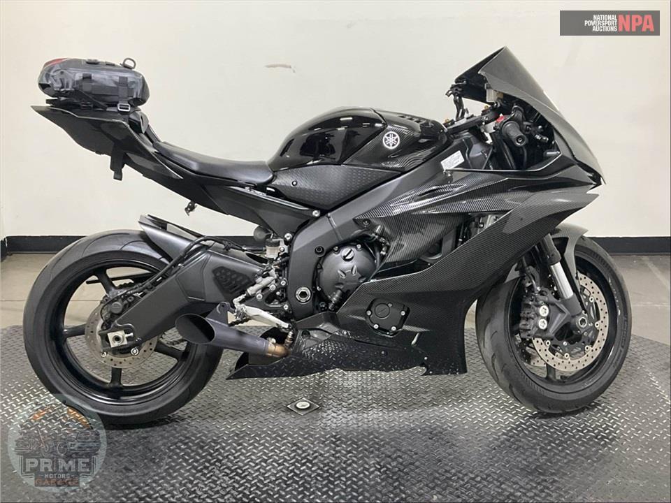 2020 Yamaha YZF-R6 — фото 1