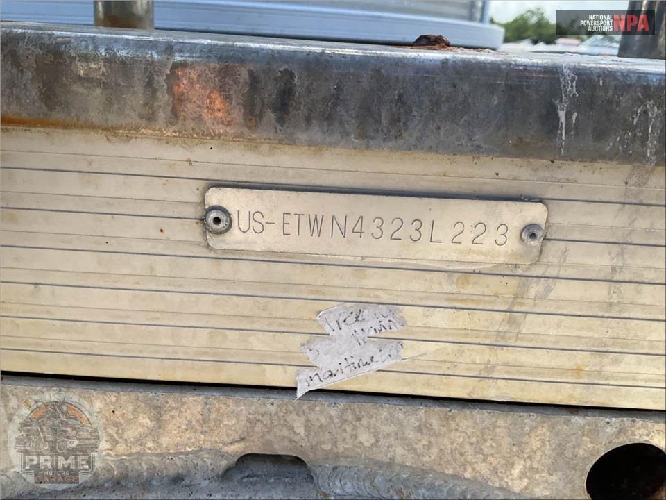 2023 Bennington Pontoons 22 SF(*)S SERIES L=23/E=1-115HP YAMAHA OB — фото 50