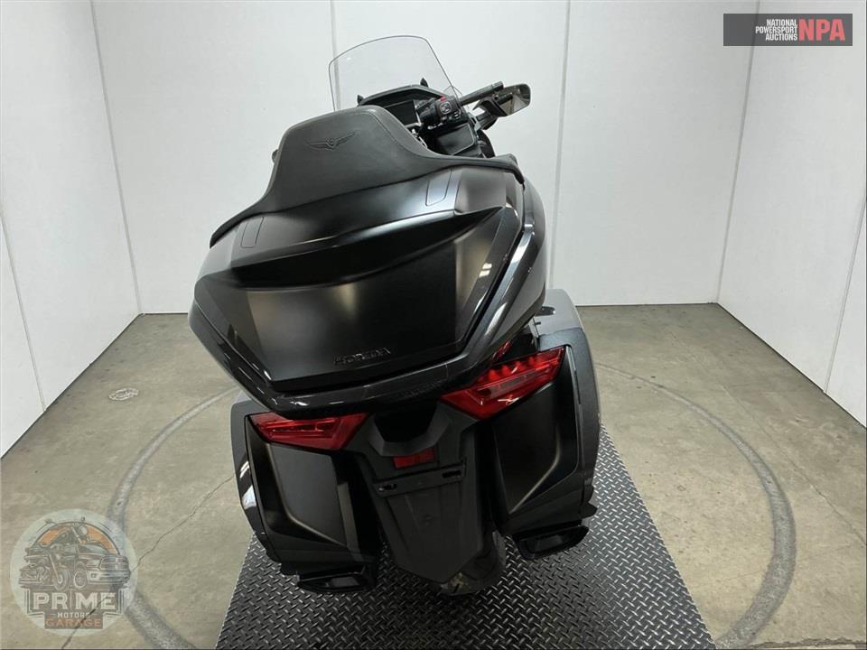 2021 Honda GL1800D GOLDWING TOUR DCT — фото 4