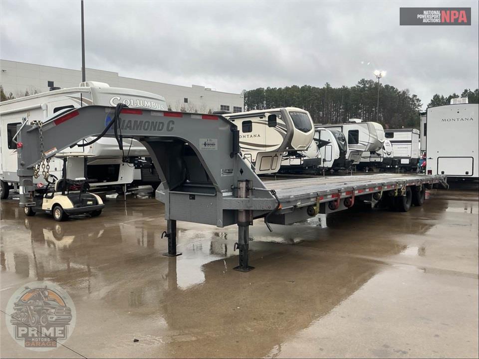 2022 Diamond C Trailers FMAX212 — фото 2