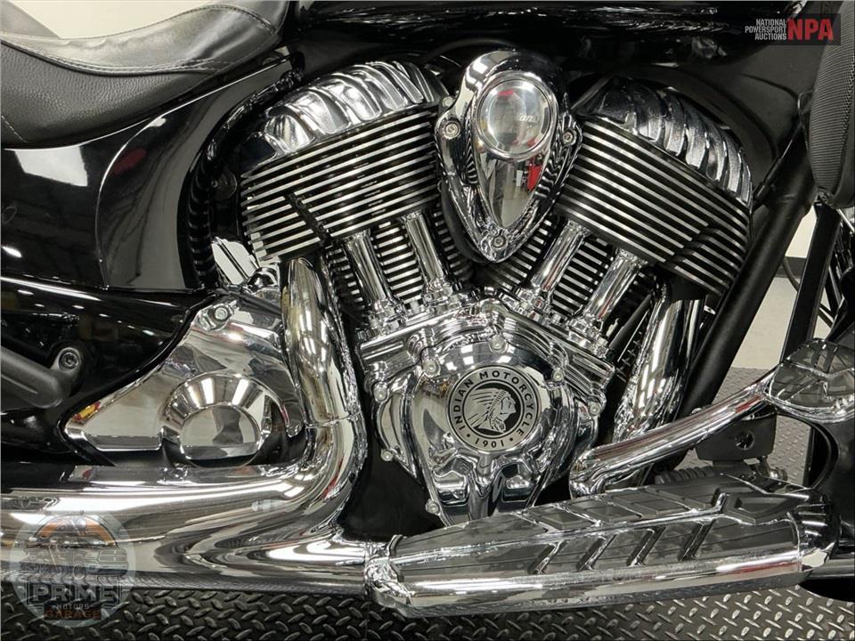 2017 Indian Motorcycle CHIEFTAIN LIMITED (THUNDER BLACK) — фото 6