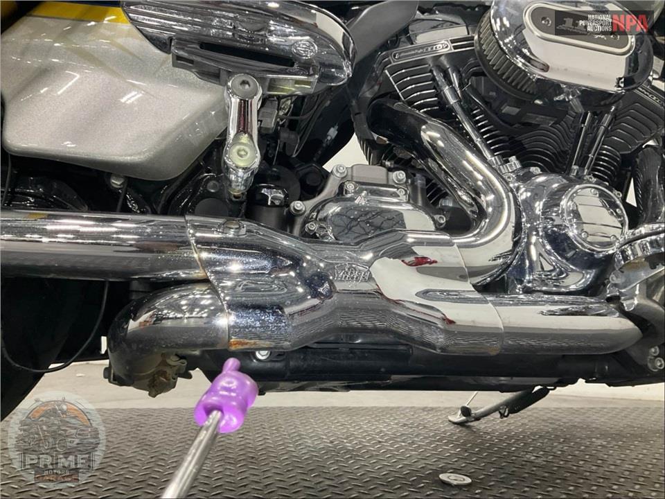 2012 Harley-Davidson FLHTCUSE7 SCREAMIN EAGLE — фото 10