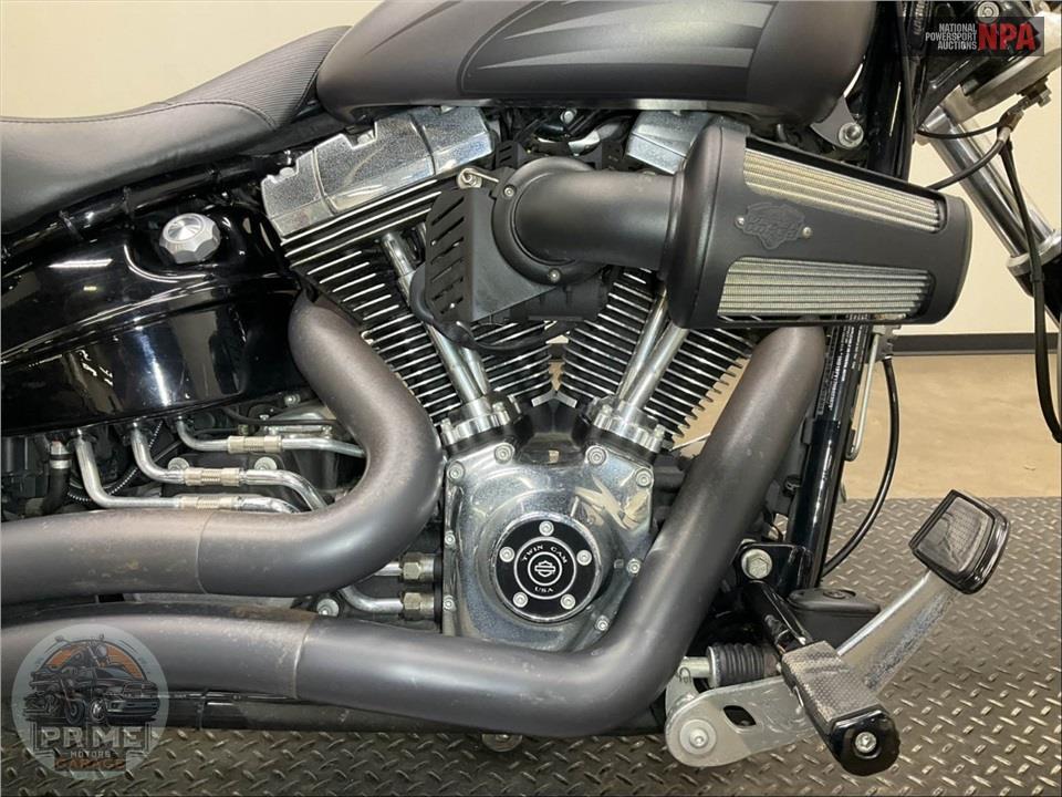 2017 Harley-Davidson FXSB BREAKOUT — фото 6