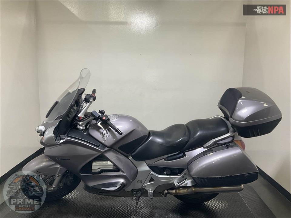 2003 Honda ST1300A3 ABS II — фото 3