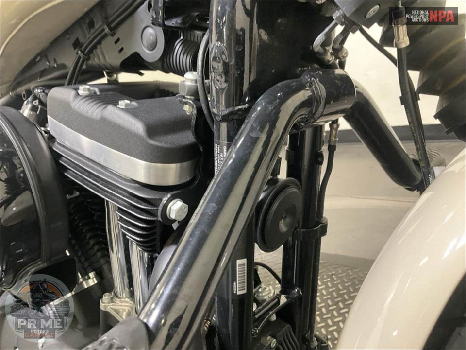 2022 Harley-Davidson XL883N IRON — фото 11