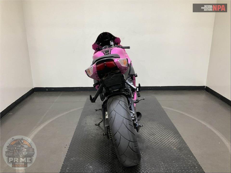 2011 Suzuki GSX-R750L1 — фото 4