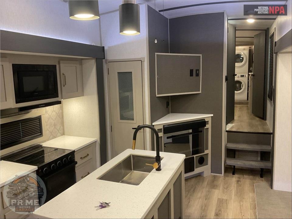 2024 Wildwood By Forest River M-375FAM - HERITAGE GLEN FIFTH WHEEL SERIES — фото 6