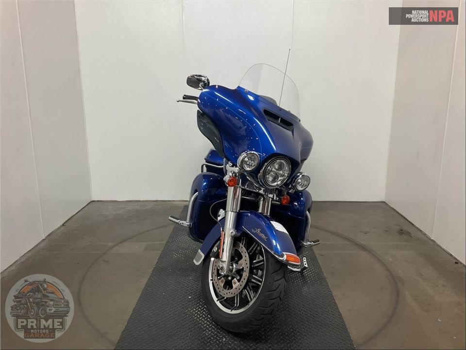 2015 Harley-Davidson FLHTKL ULTRA LIMITED LOW — фото 2