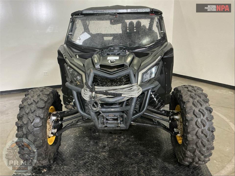 2023 Can-Am MAVERICK X3 DS TURBO (DESERT TAN & CARBON BLACK) — фото 2