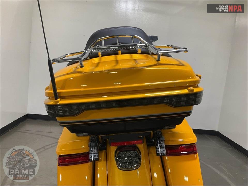 2022 Harley-Davidson FLTRKSE CVO ROAD GLIDE LIMITED — фото 20
