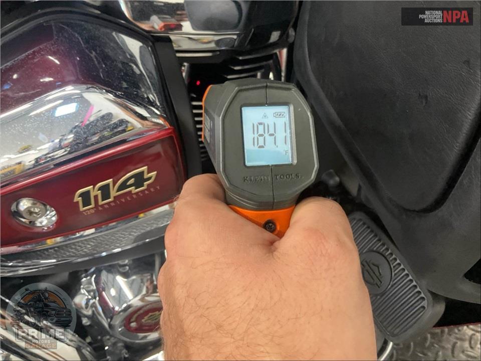 2023 Harley-Davidson FLHTCUTGANV TRI GLIDE ULTRA ANNIVERSARY — фото 8