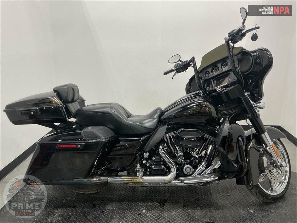2015 Harley-Davidson FLHXSE CVO STREET GLIDE SPECIAL — фото 1
