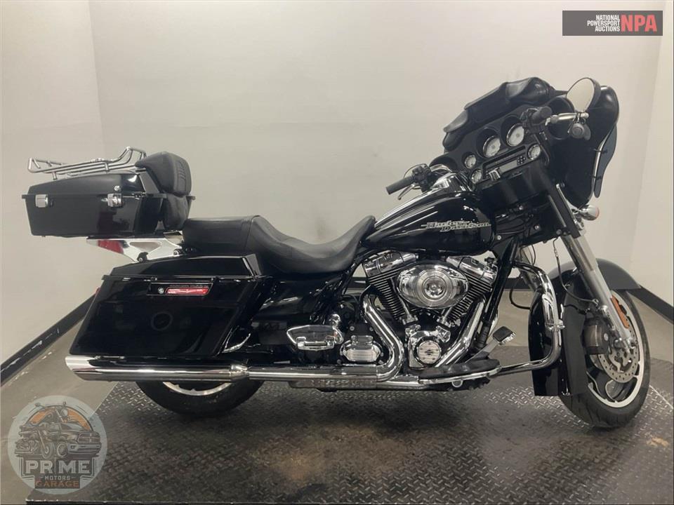 2011 Harley-Davidson FLHX-103 STREET GLIDE — фото 1