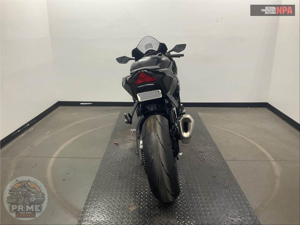 2025 Kawasaki ZX1002LSFAL NINJA ZX-10R (ABS) — фото 4