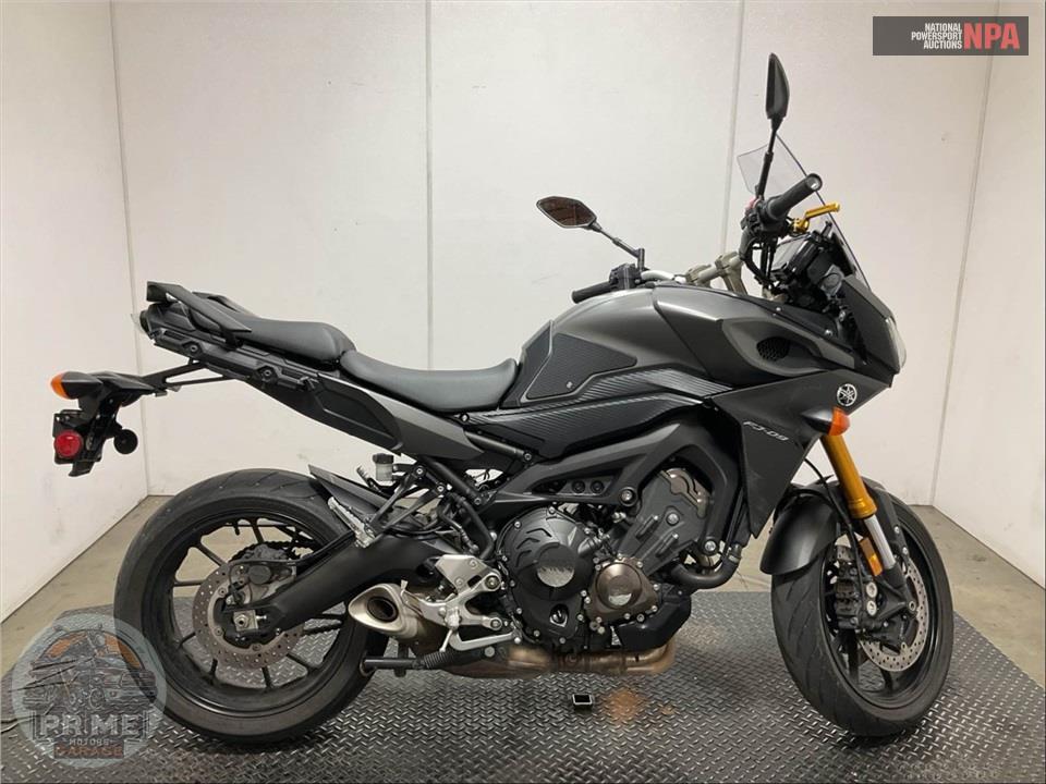 2015 Yamaha FJ09 — фото 1