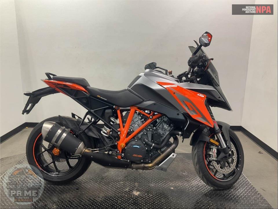 2017 Ktm 1290 SUPER DUKE GT — фото 1