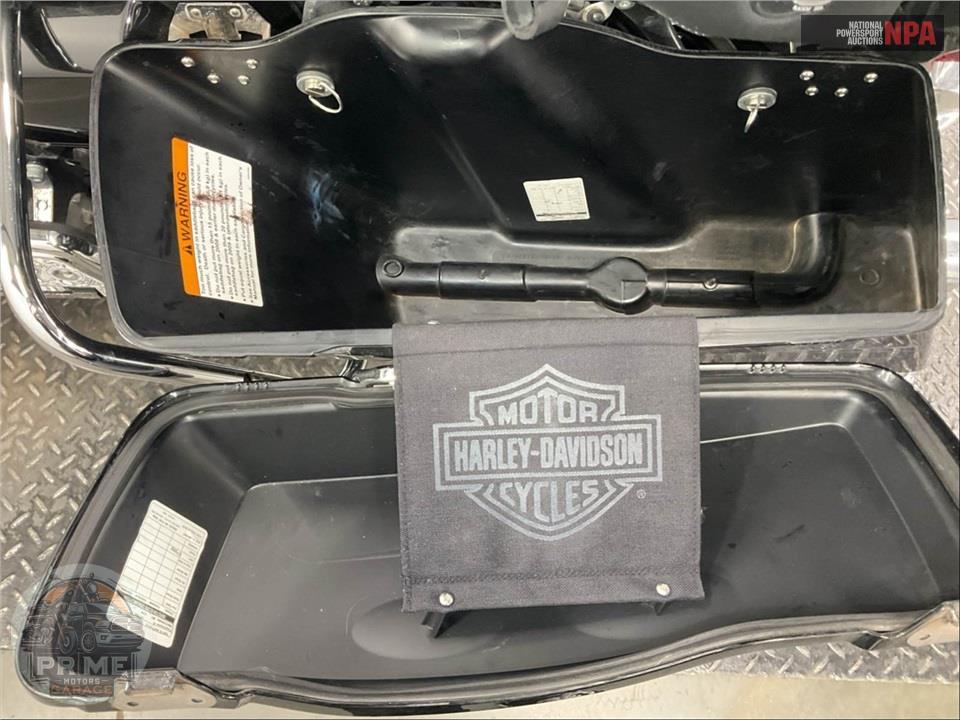 2012 Harley-Davidson FLHTCU UL CLSC EL GLIDE — фото 24