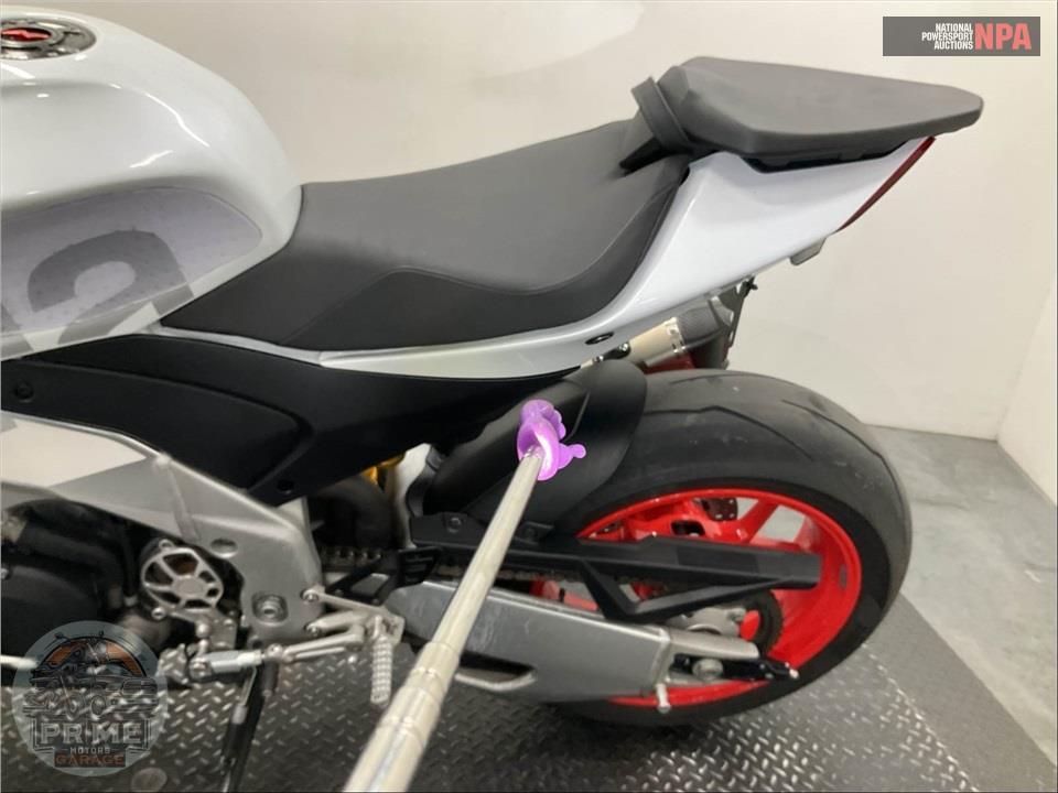 2024 Aprilia TUONO V4 FACTORY 1100 — фото 22