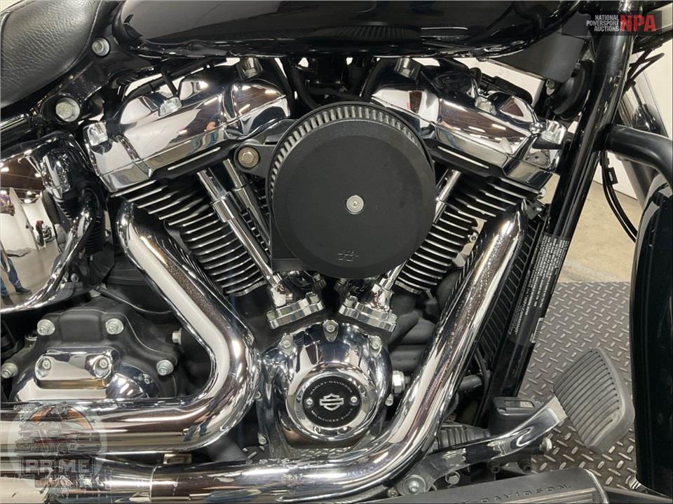 2019 Harley-Davidson FLDE DELUXE — фото 6