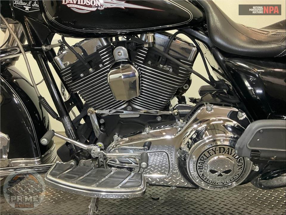 2013 Harley-Davidson FLHTC ELECTRA GLIDE CLSC — фото 7
