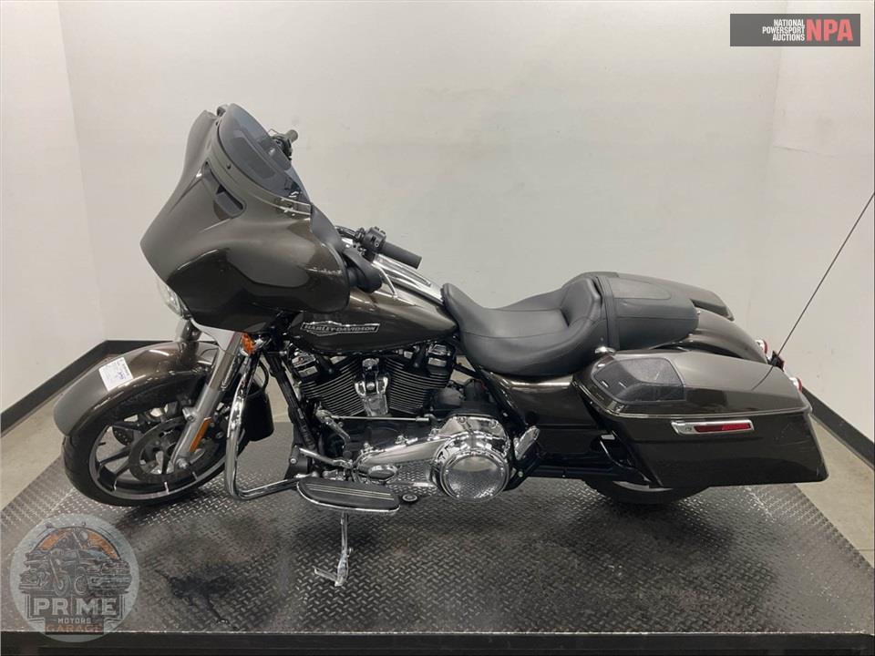 2021 Harley-Davidson FLHX STREET GLIDE — фото 3
