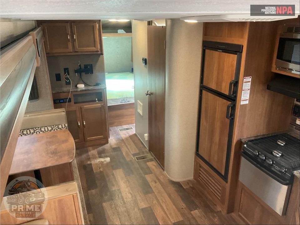 2017 Keystone Rv M-2660 RL - SUMMERLAND SERIES — фото 9