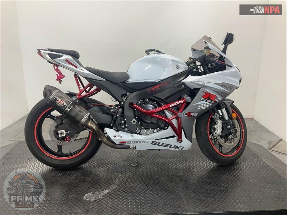 2015 Suzuki GSX-R600L5 — фото 1