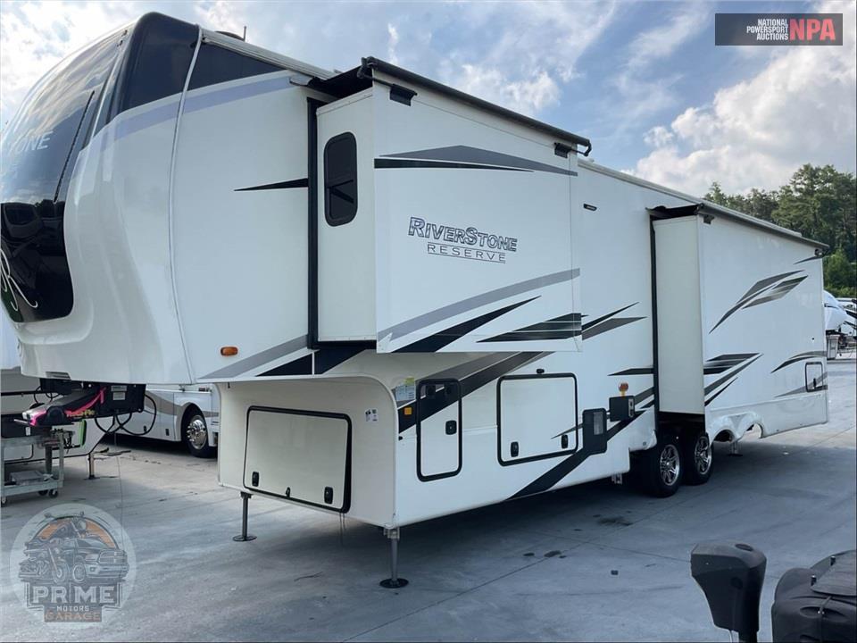 2021 Riverstone M-3670RL - RESERVE FIFTH WHEEL SERIES — фото 2