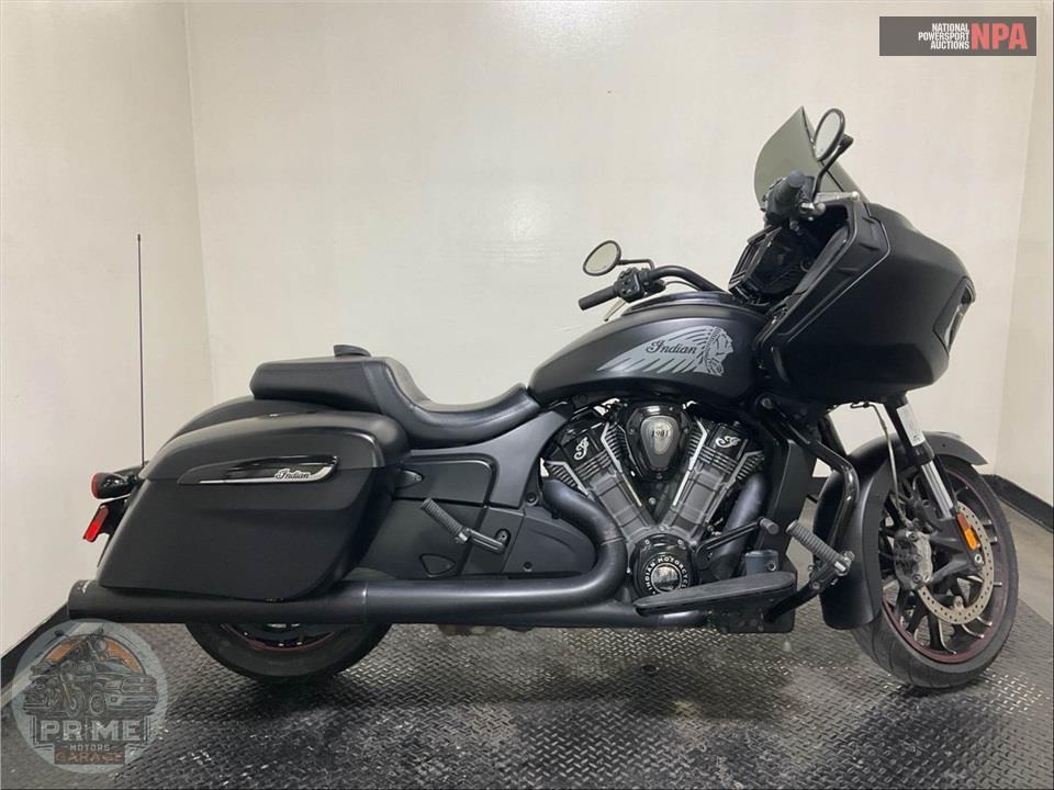 2023 Indian Motorcycle CHALLENGER DARK HORSE (SMOKE) — фото 1