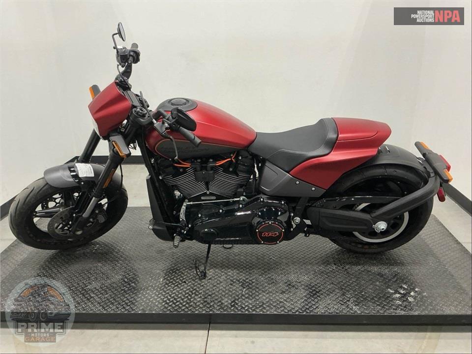 2019 Harley-Davidson FXDRS FXDR 114 — фото 3